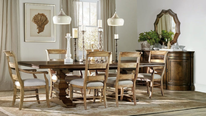 Entertain guests in style with these dining room decorations